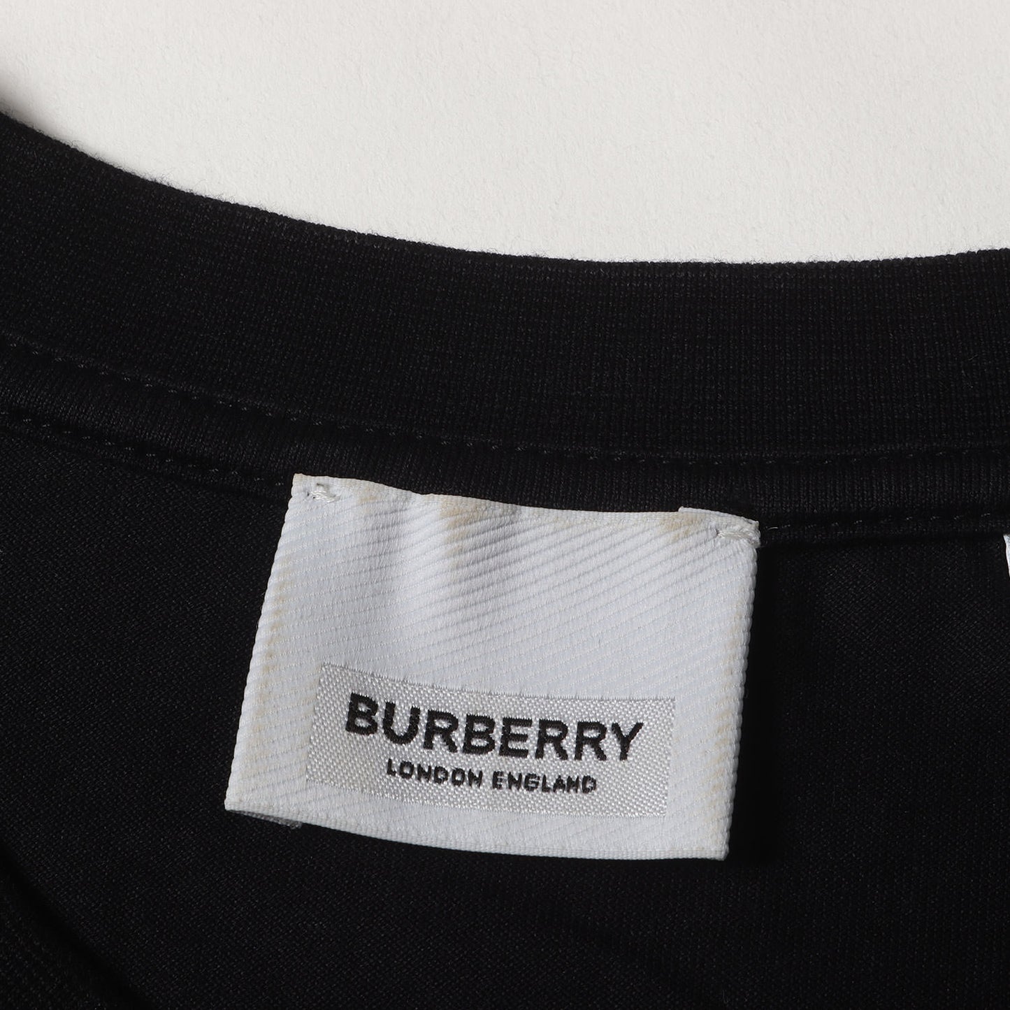 バンビ 万華鏡 プリント Tシャツ