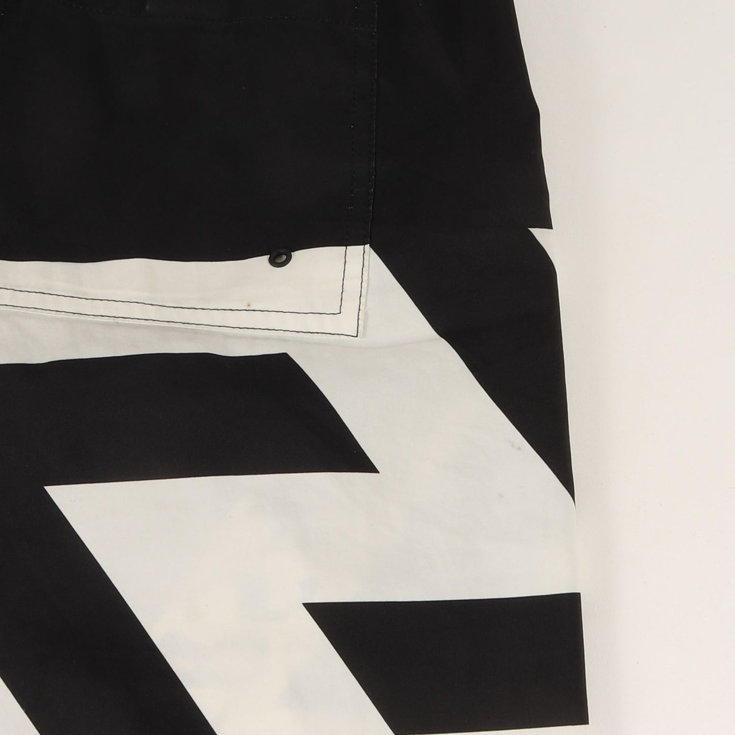 21SS ロゴデザイン ナイロン スイムショーツ