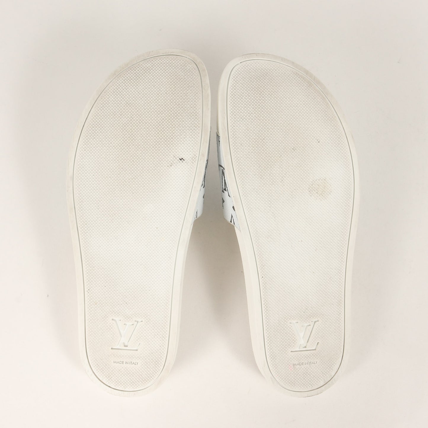 ウォーターフロント モノグラム ラバー スライド サンダル (VS0250)