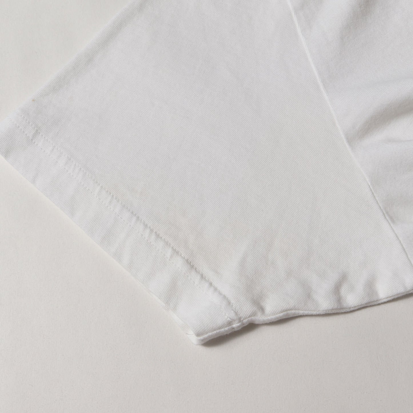 ×fragment design ブランドロゴ Ｔシャツ (MAGLIA T-shirt E109U8000550 8391Q)