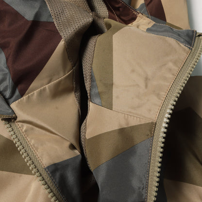 幾何学 迷彩 プラクティス ナイロン パーカー (CAMOUFLAGE PRACTICE JACKET)