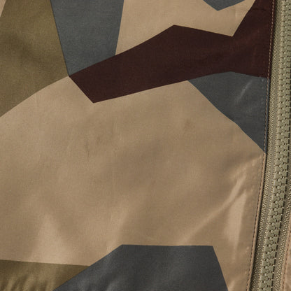 幾何学 迷彩 プラクティス ナイロン パーカー (CAMOUFLAGE PRACTICE JACKET)