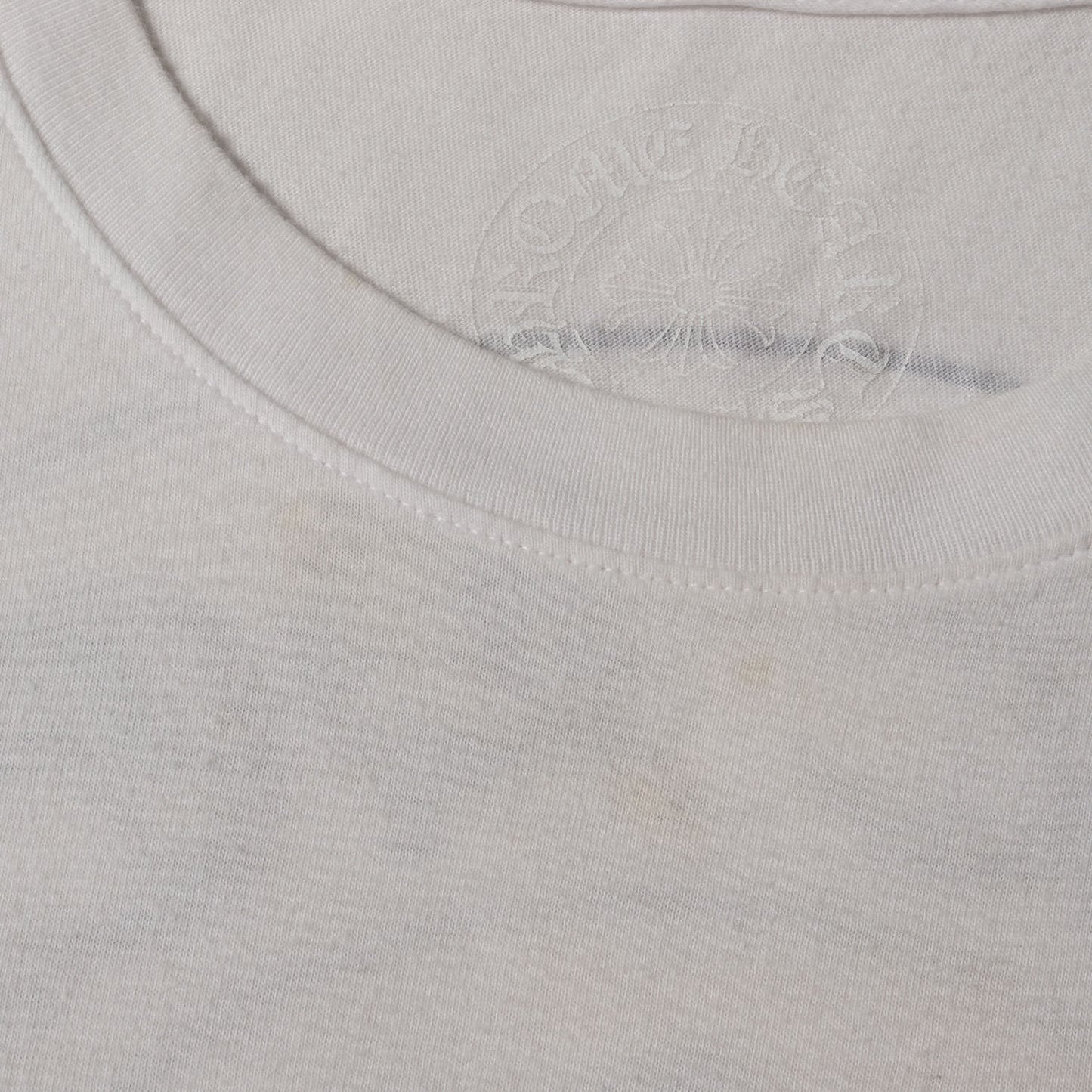 スクロールラベル ポケット Tシャツ