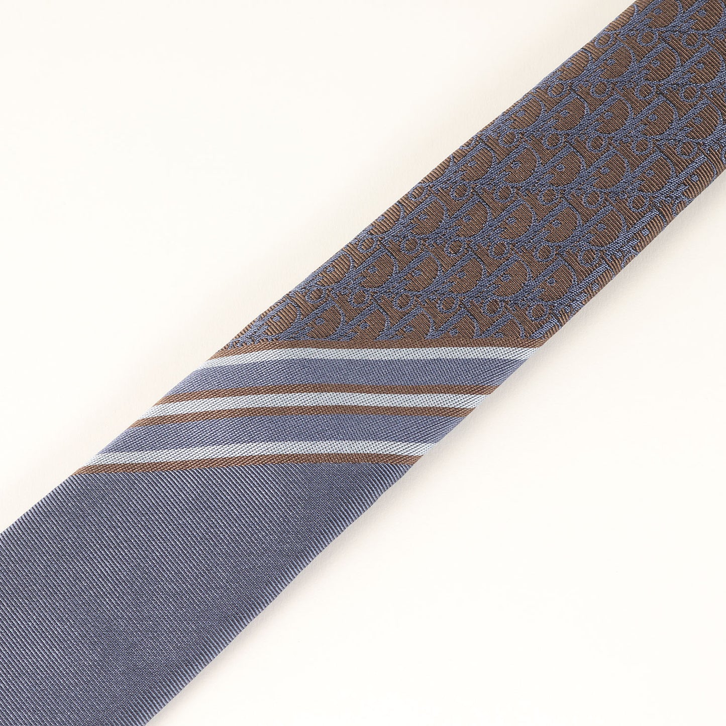 [近年モデル] オブリーク レジメンタル シルク ネクタイ / イタリア製