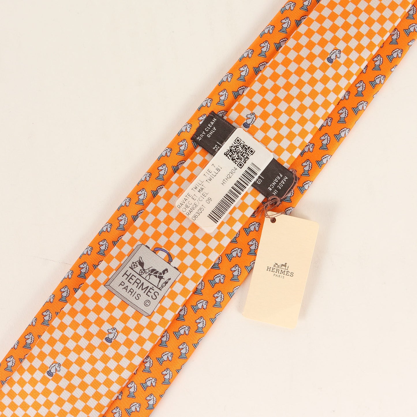 [近年モデル] チェス駒 ナイト モノグラム シルク ネクタイ / フランス製 6305 PA ショップバッグ