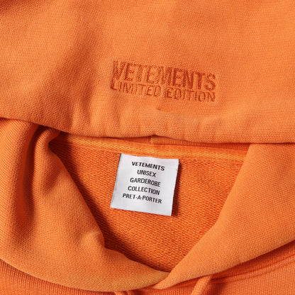 自己紹介シール プリント オーバーサイズ スウェットパーカー (Hello my name is Hoodie)