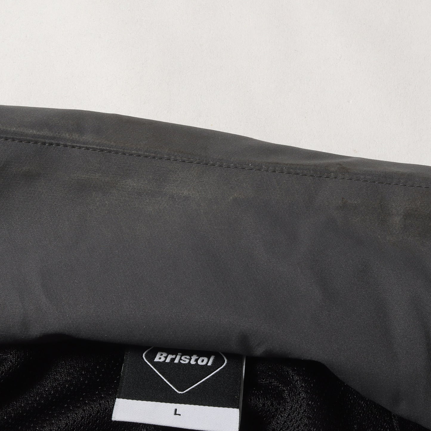 バックフルロゴ ツートーン ウォームアップ ジャケット (WARM UP JACKET)