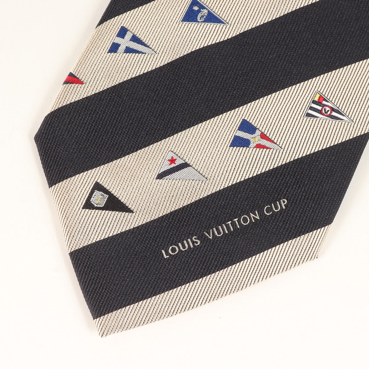 LOUIS VUITTON CUP 限定 国旗セイル レジメンタル シルク ネクタイ / イタリア製 クラヴァット