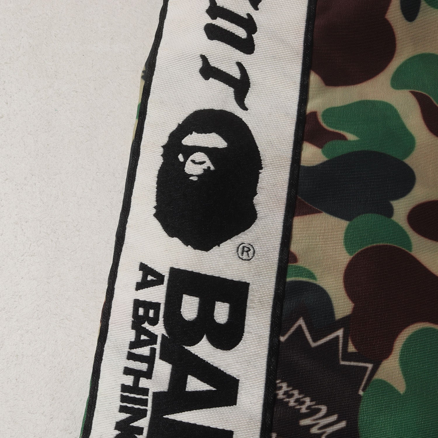 24SS ×A BATHING APE 30周年記念 猿迷彩 ナイロン トラック パンツ