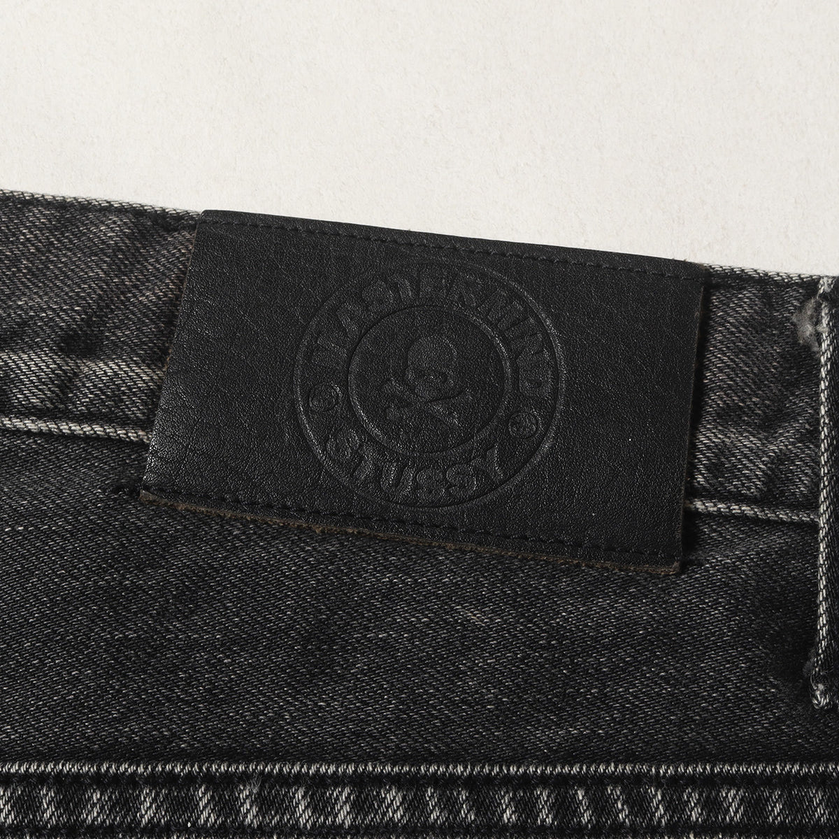 ×mastermind JAPAN ヴィンテージ加工 SSリンク スカルロゴ刺繡 ブラック スリム デニムパンツ