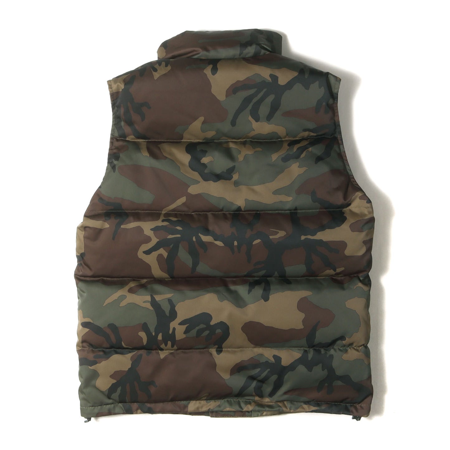 カモフラージュ柄 スナップボタン ダウンベスト