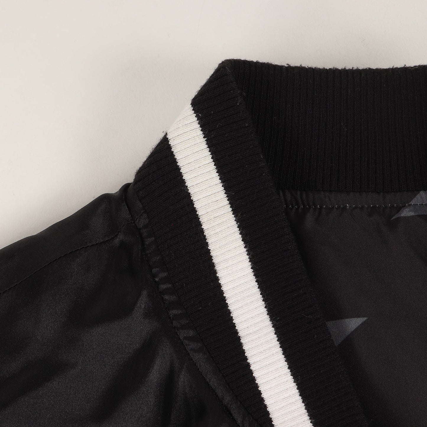 リバーシブル ロゴパッチ サテン スタジャン (REVERSIBLE STADIUM JACKET)