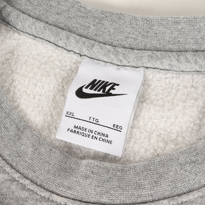 [NIKE FC Presented By SOPH. 宮下パーク店限定] カスタム プリント クルーネック スウェット