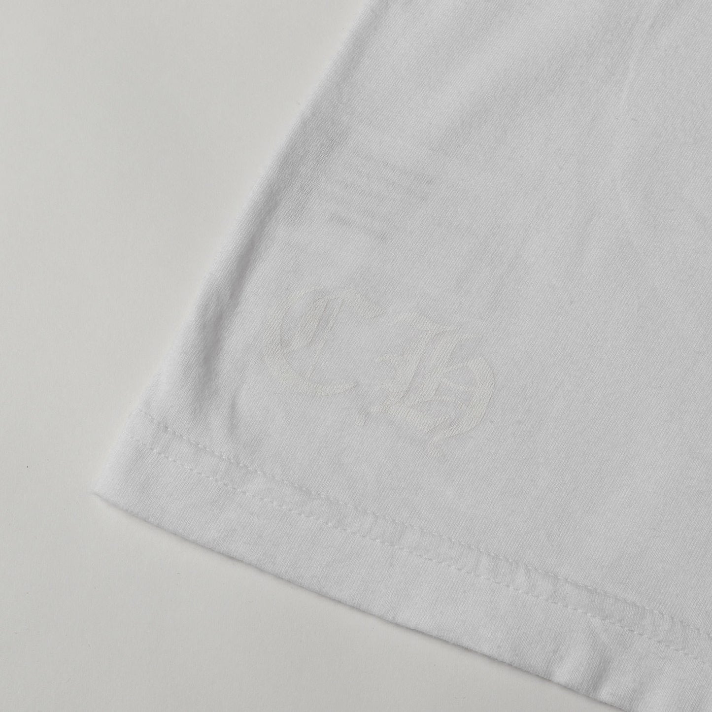 [USA製 近年モデル] バック アーチロゴ ポケット Tシャツ