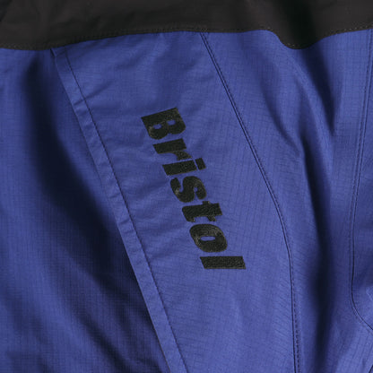 ツートーン リップストップナイロン マウンテンパーカー (TOUR JACKET)