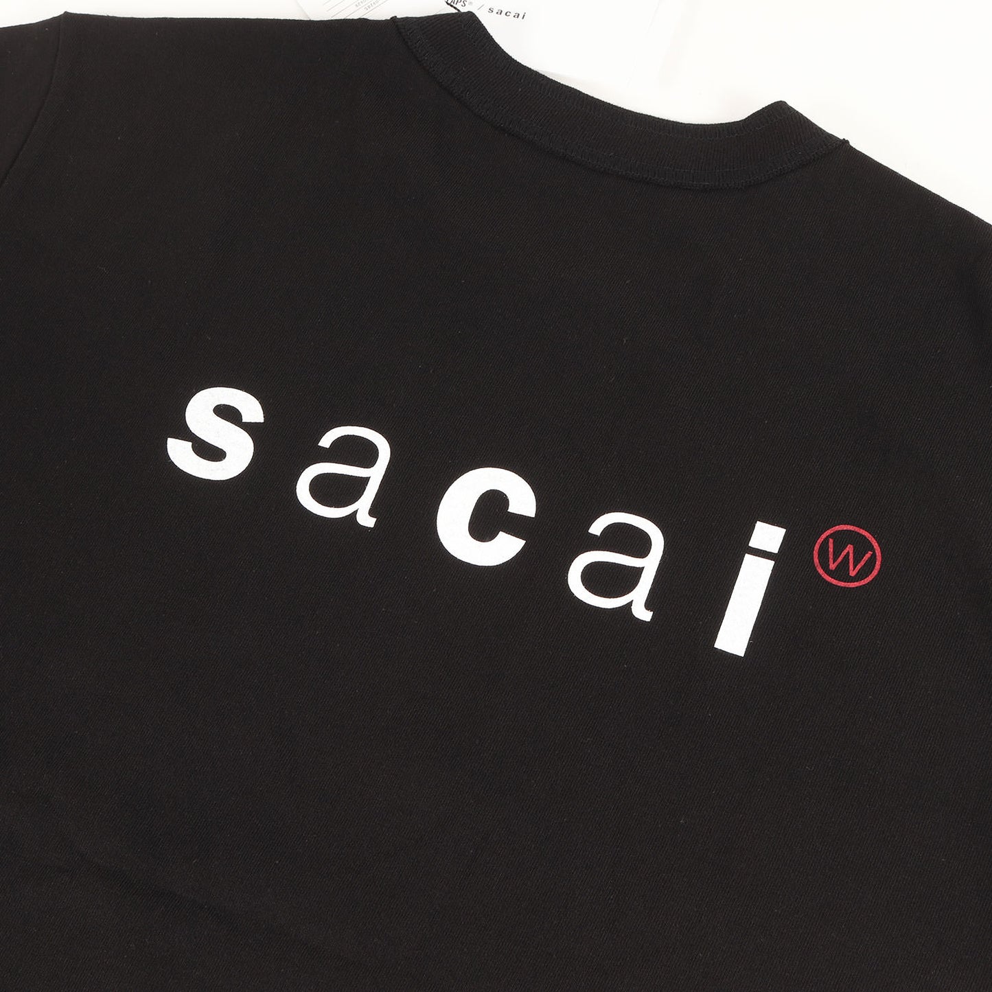 24AW ×Sacai コラボロゴ プリント クルーネック Tシャツ (PRINT T-SHIRT SS COTTON)