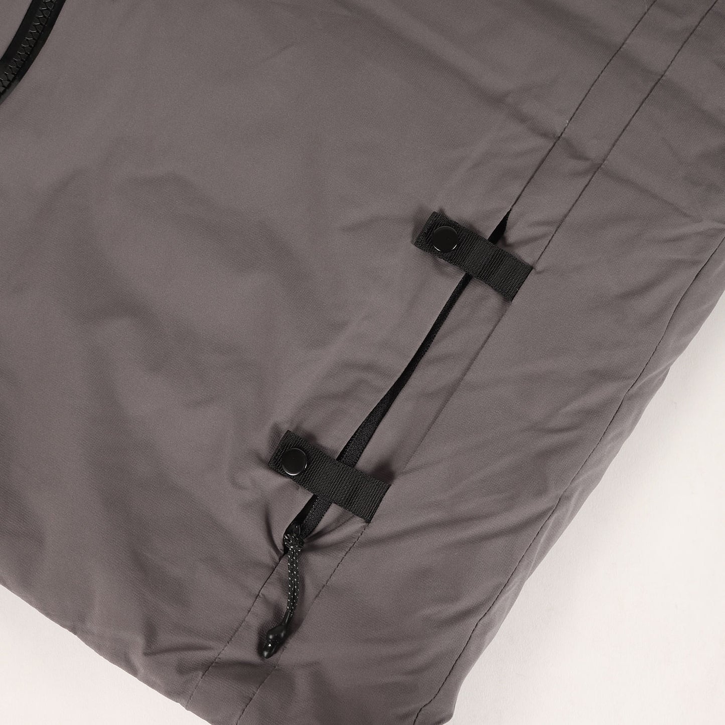 GORE-TEX INFINIUM ナイロン フルジップ フーデッド ダウンジャケット (TIMOR)