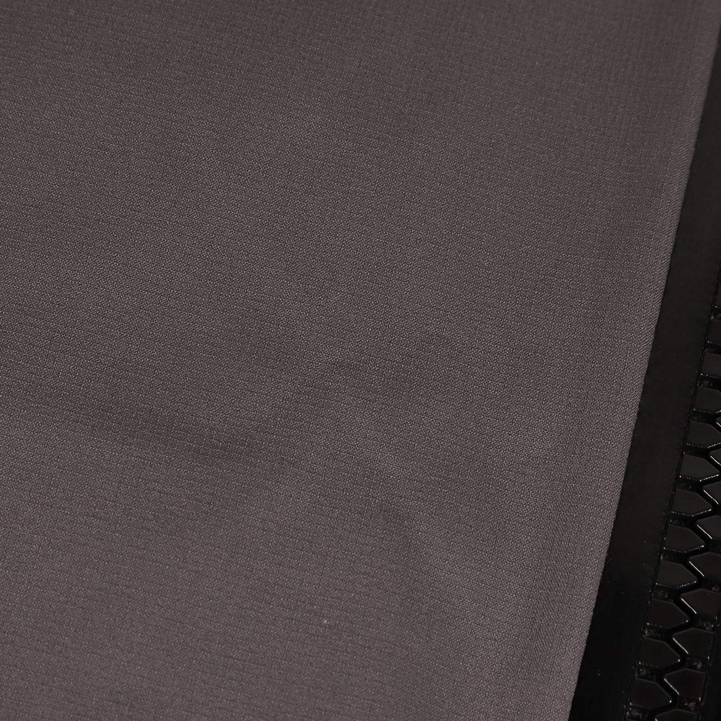 GORE-TEX INFINIUM ナイロン フルジップ フーデッド ダウンジャケット (TIMOR)