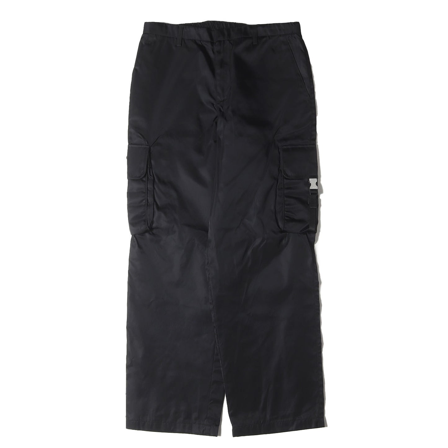 [近年モデル] トライアングルロゴ ナイロン カーゴパンツ SPH214 S222 1WQ8