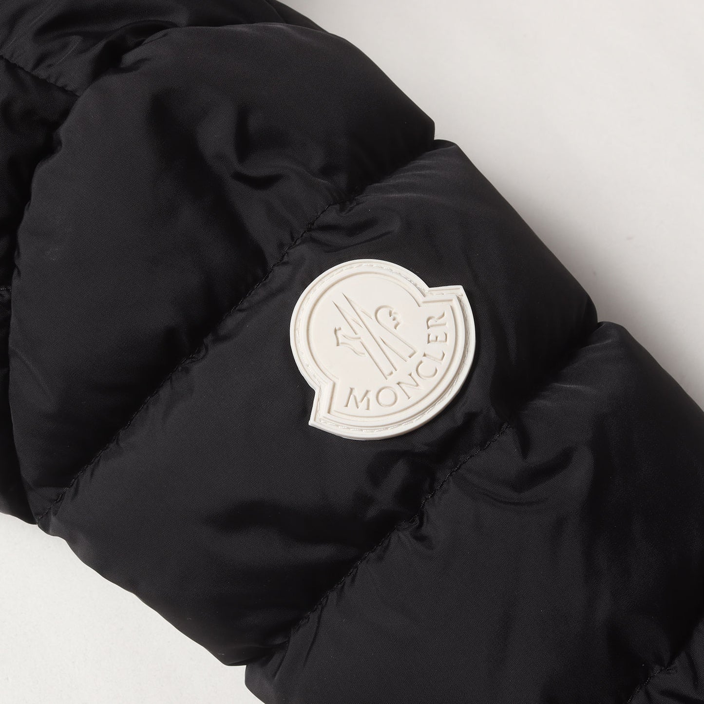 [キッズサイズ] ツートーン ナイロン フーデッド ダウンジャケット (LOURMARIN)