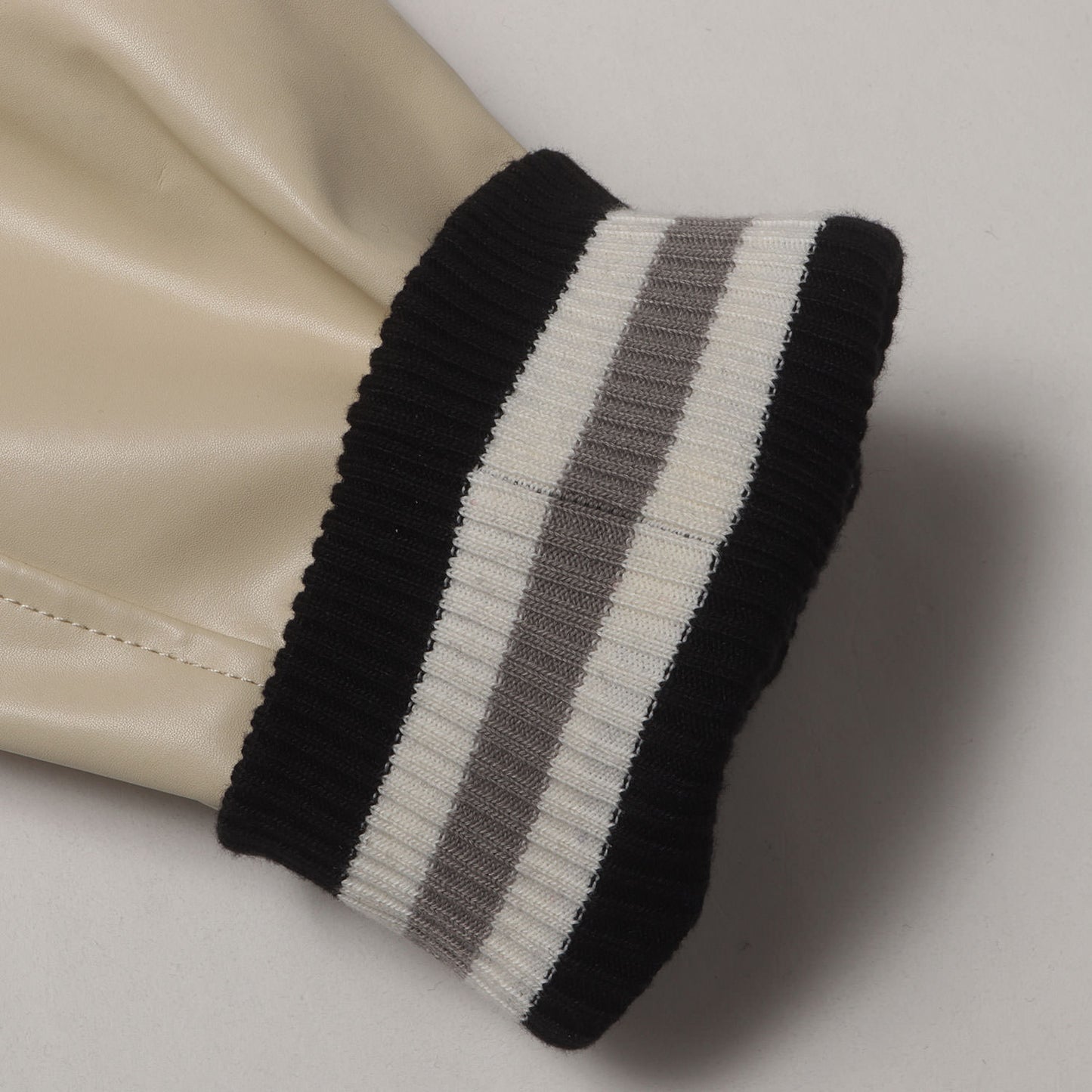 [近年モデル] ゴリラクラシックワッペン メルトンウール スタジャン (OG LOGO VARSITY JACKET)