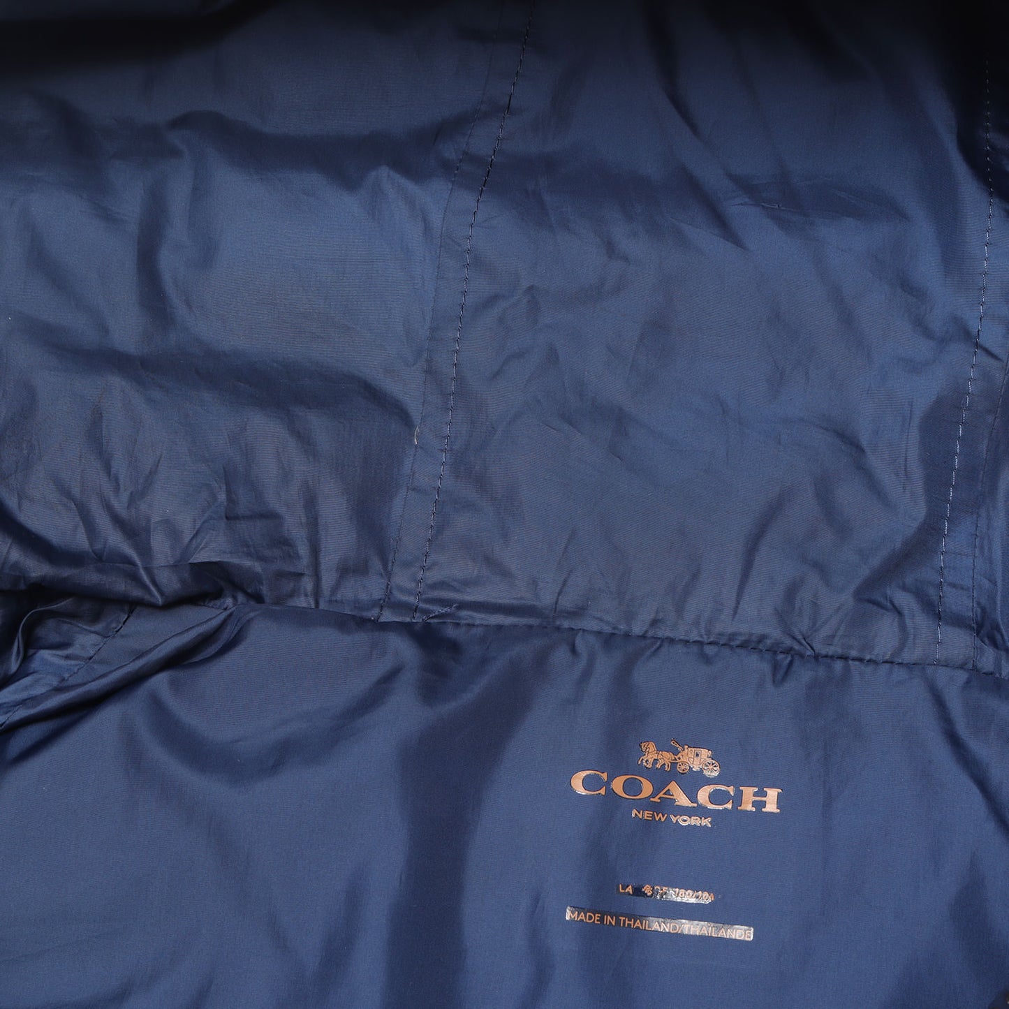 ライトウェイト フーデッド フルジップ ダウンジャケット (Lightweight Down Jacket)