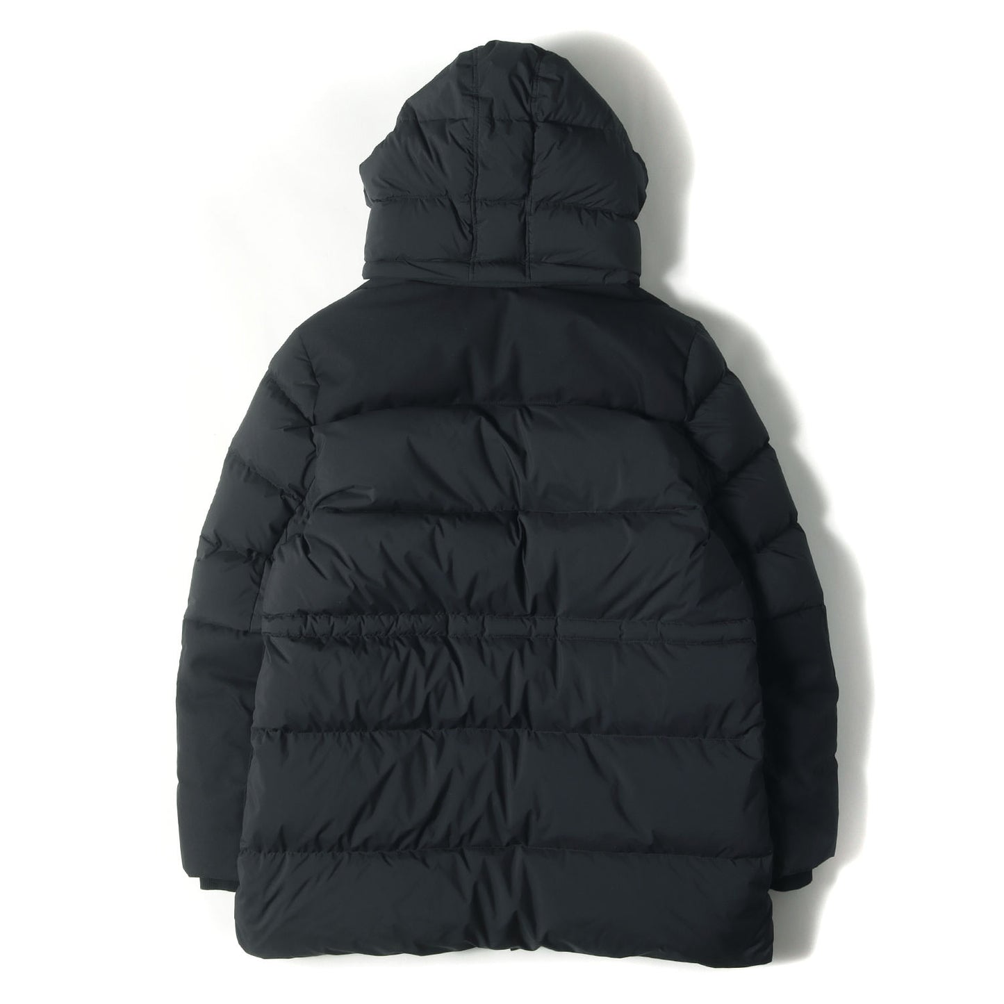 ×agnes b. 裏地ボーダー ストレッチシェル フーデッド フルジップ ダウンジャケット (DOUDOUNE ASPIN)