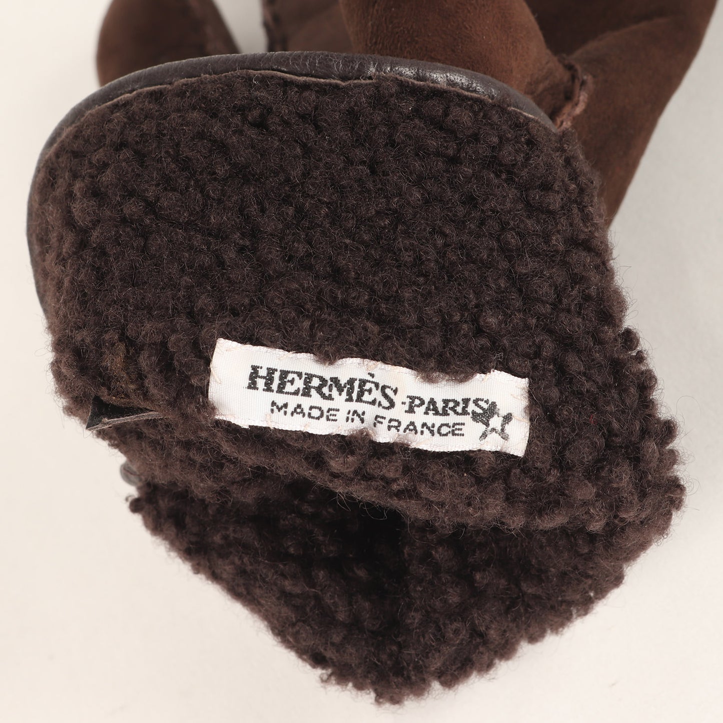 Hロゴバックル ヌバックレザー ムートン グローブ フランス製