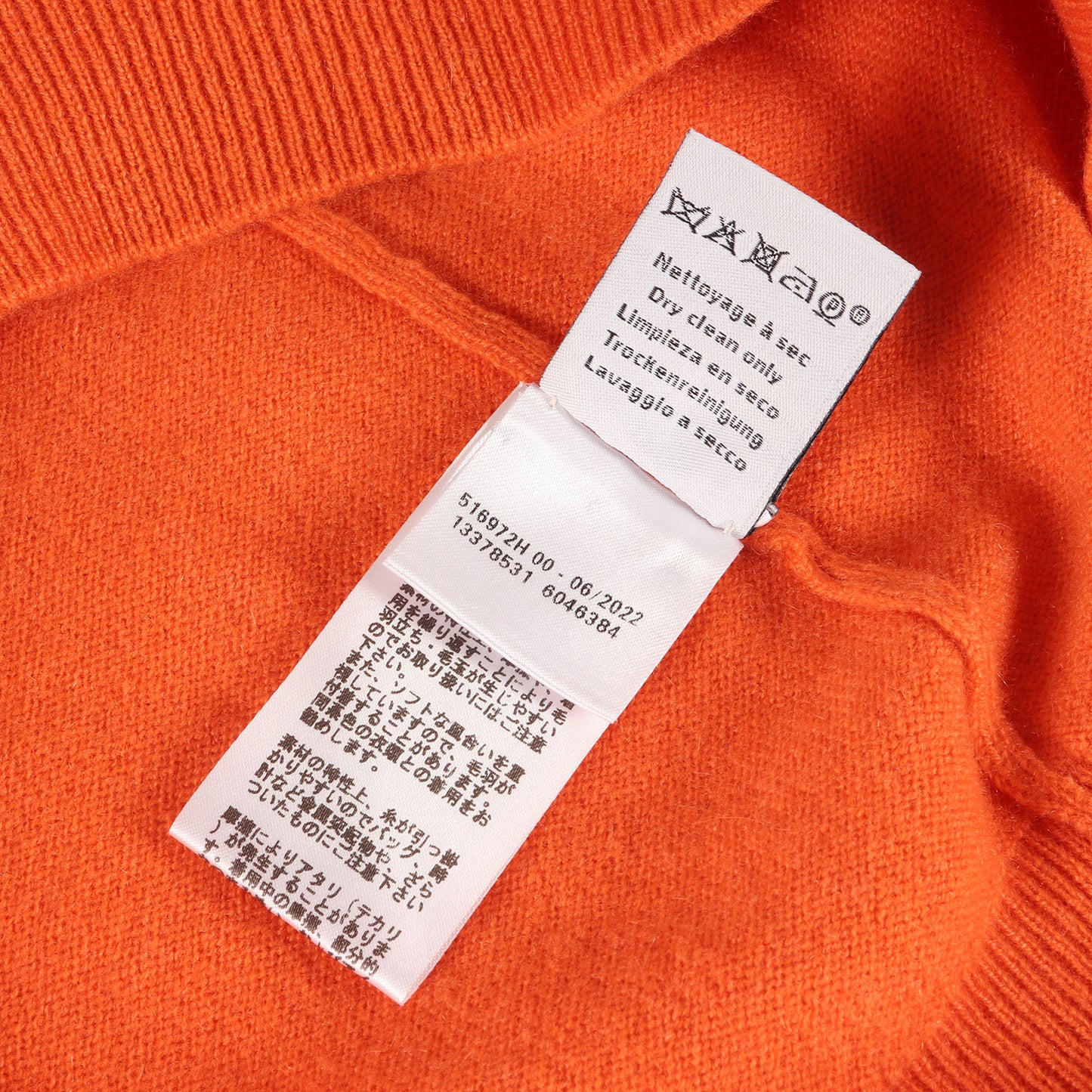 [近年モデル] タートルネック カシミヤ100% ニット