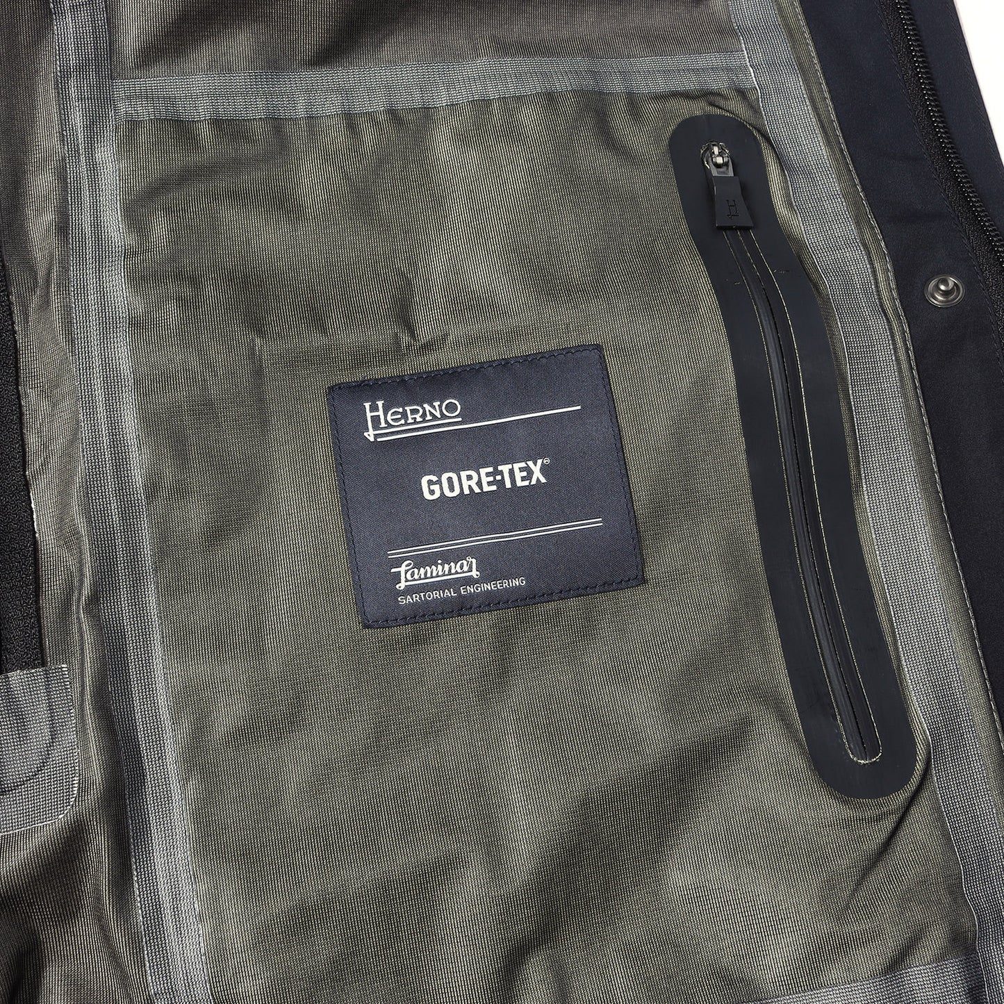 GORE-TEX 止水ジップ フーデッド ナイロン ジャケット / HERNO Laminar GI013UL-11107-9290