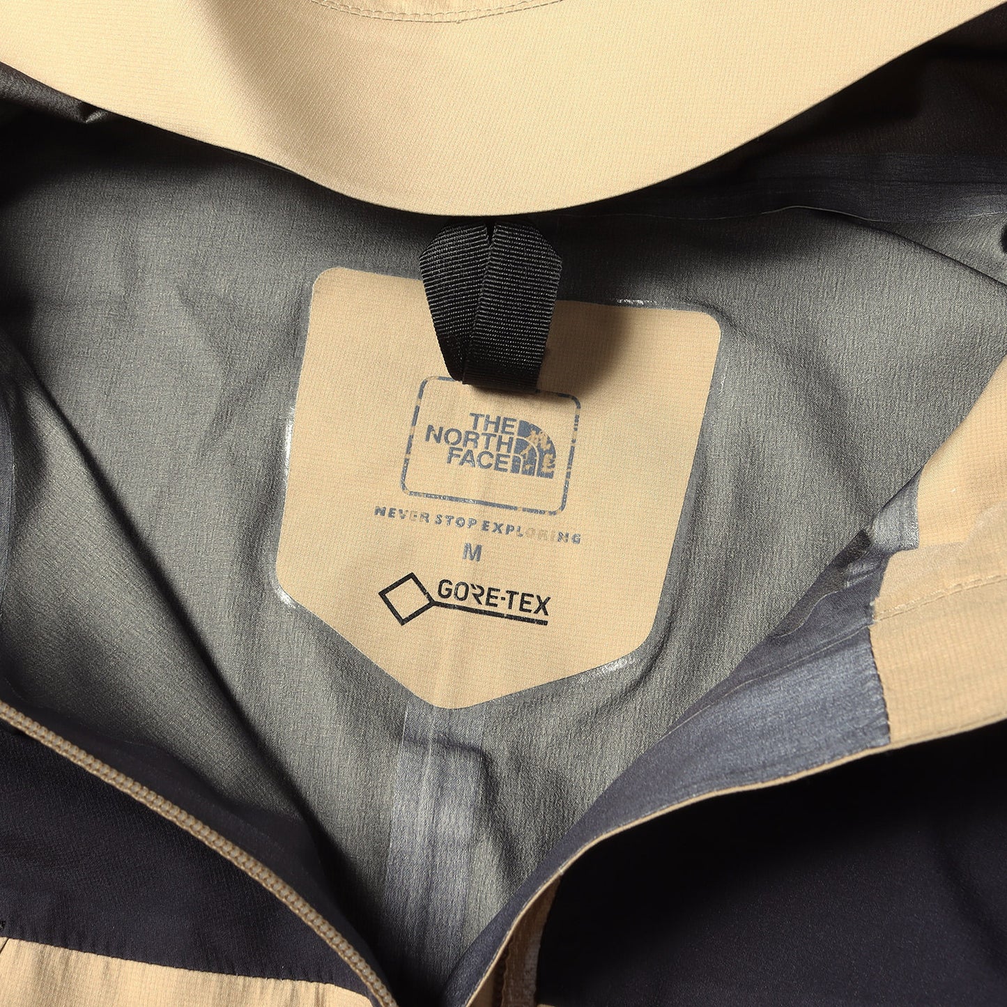 GORE-TEX クライム ライト シェルジャケット (Climb Light Jacket)