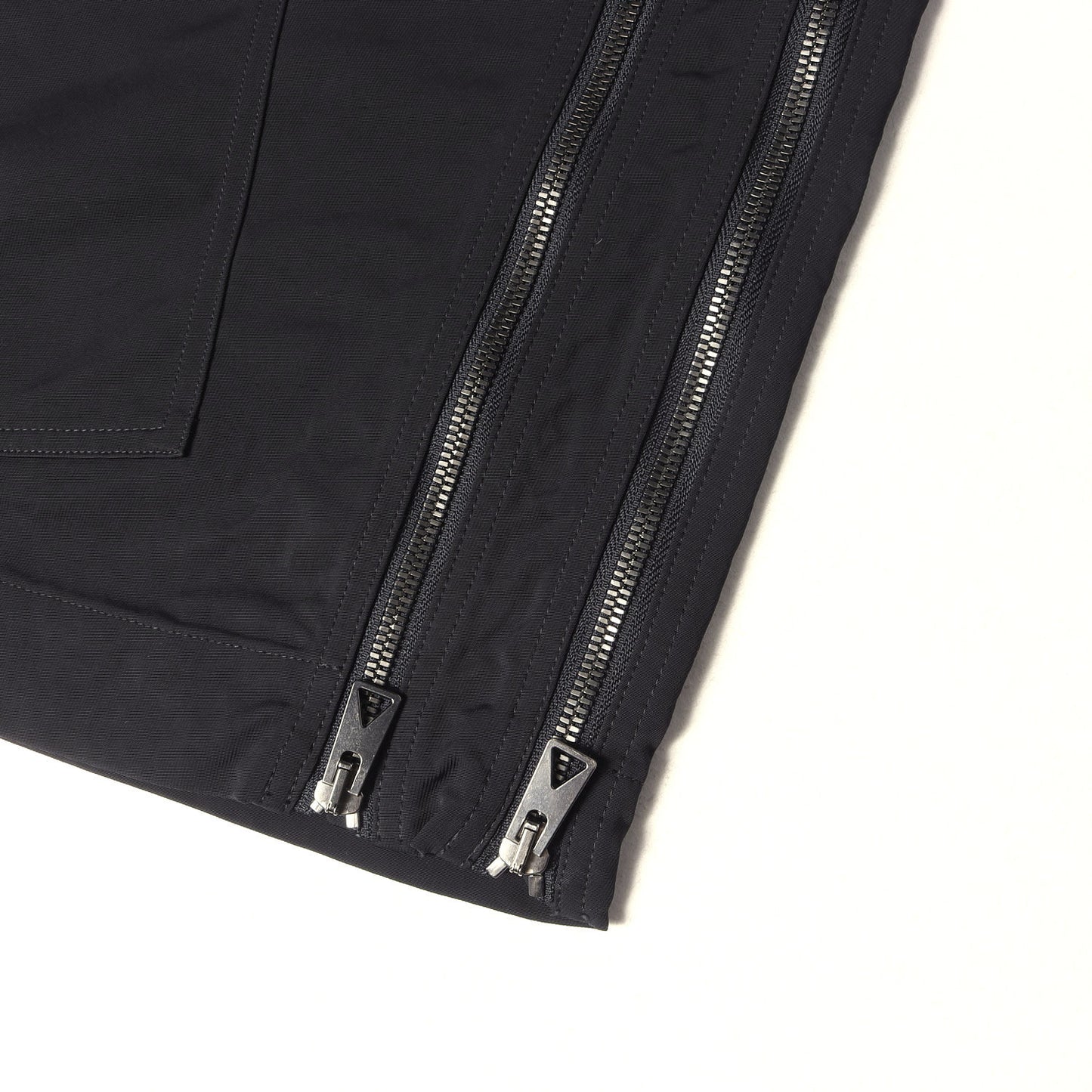 [近年モデル] トリコチン ナイロン ジップ カーゴパンツ (Tricotin Nylon Cargo Pants)