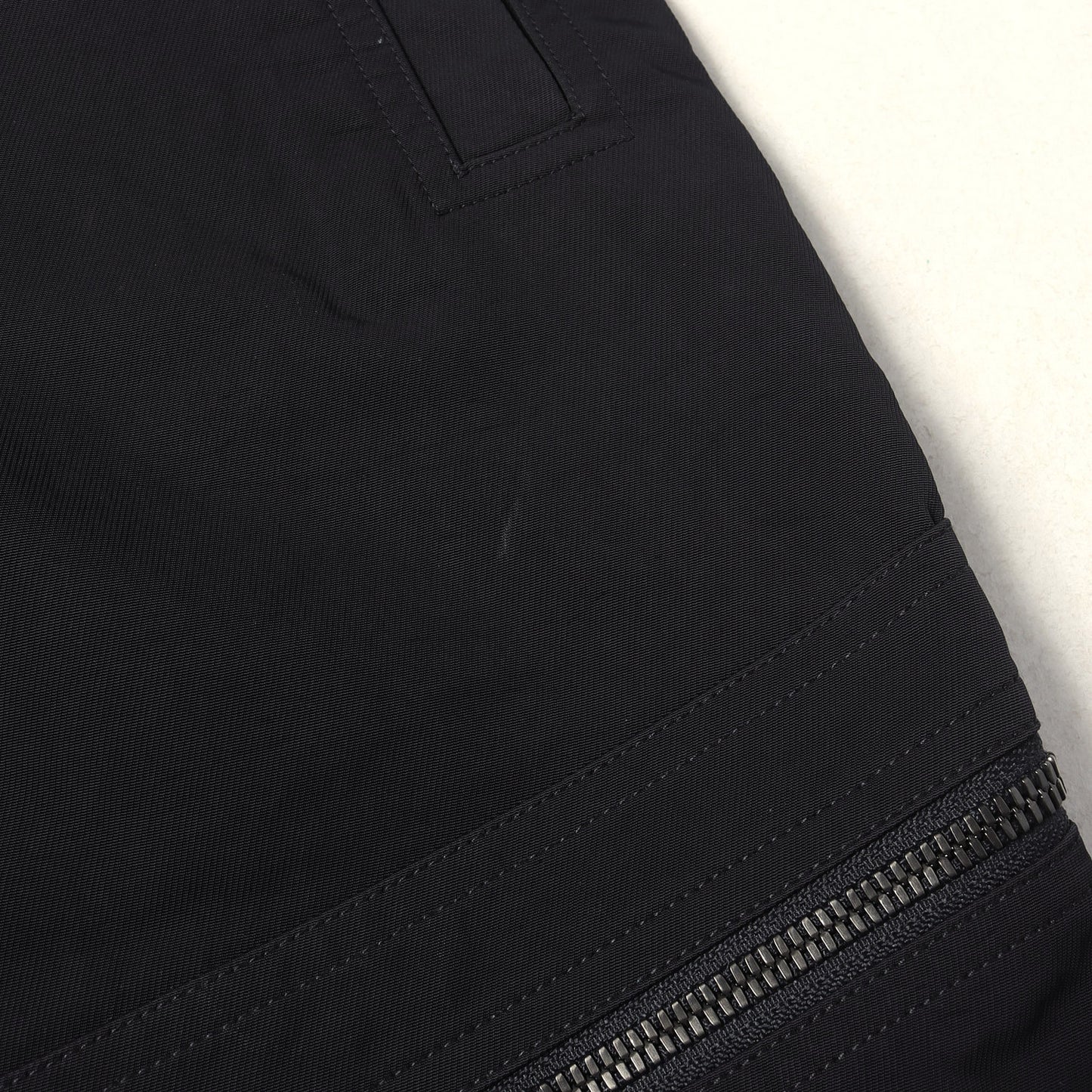 [近年モデル] トリコチン ナイロン ジップ カーゴパンツ (Tricotin Nylon Cargo Pants)