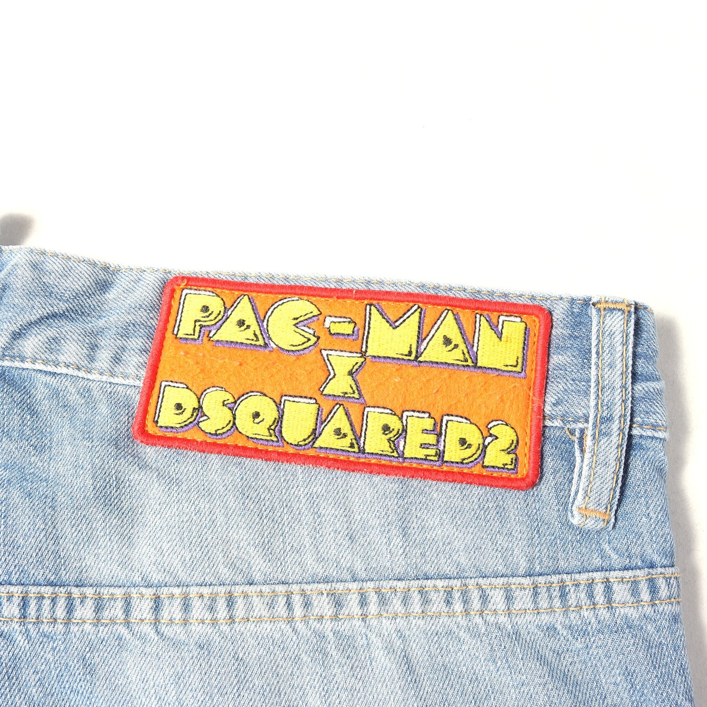 [近年モデル] ×PAC-MAN パックマンワッペン付き クラッシュ加工 スケーター デニムパンツ (Pac-Man Skater Jean)