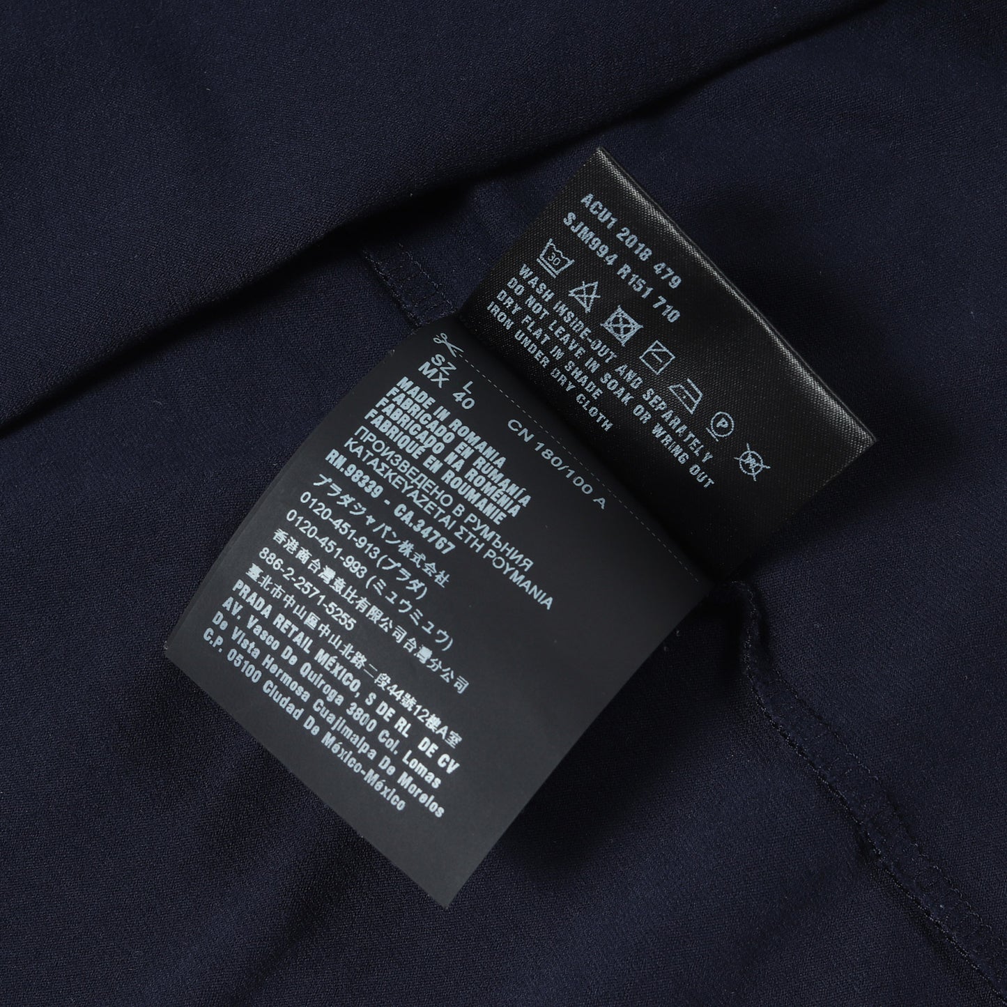 ラバーパッチ付き ポケット Vネック Tシャツ (SJM994 R151)