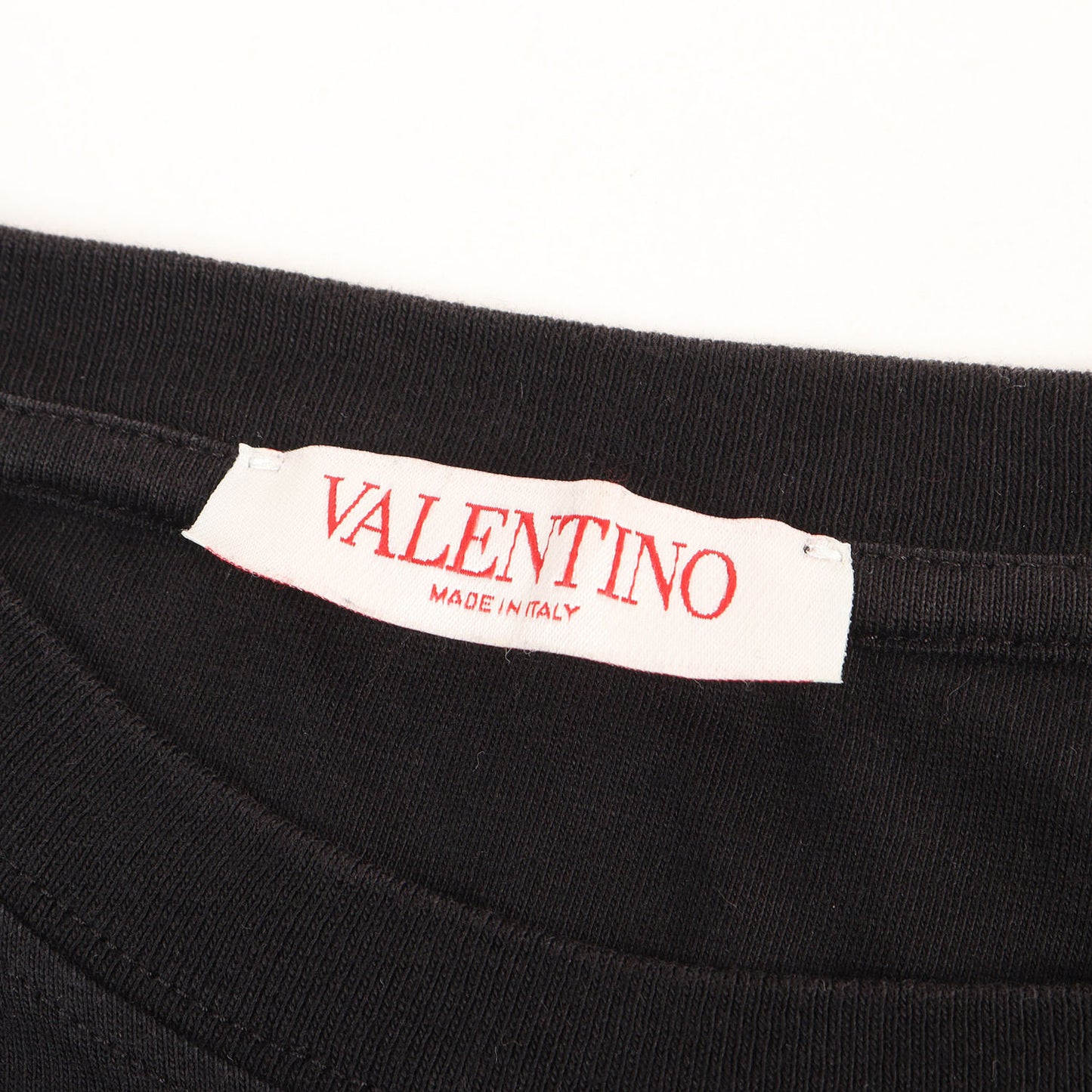 ピラミッドスタッズ付き クルーネック Tシャツ