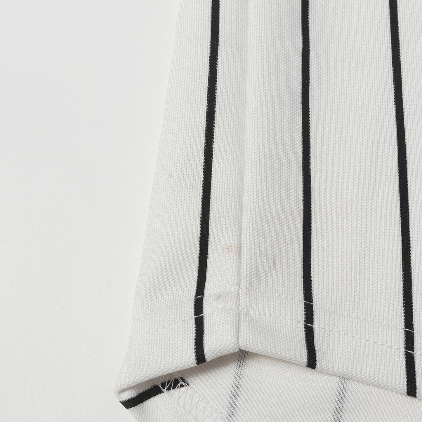 バーチカルロゴ ベースボールシャツ(Vertical Logo Baseball Jersey)