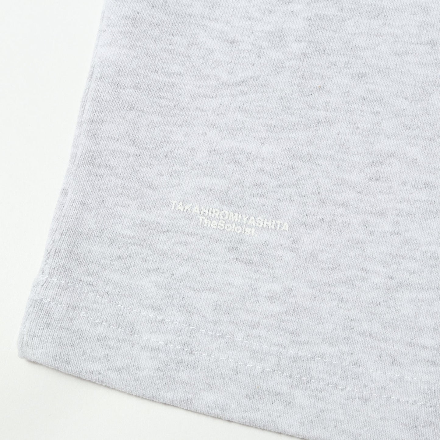 ×Mark Gonzales / SUICOKE レターロゴ クルーネック ポケット Tシャツ
