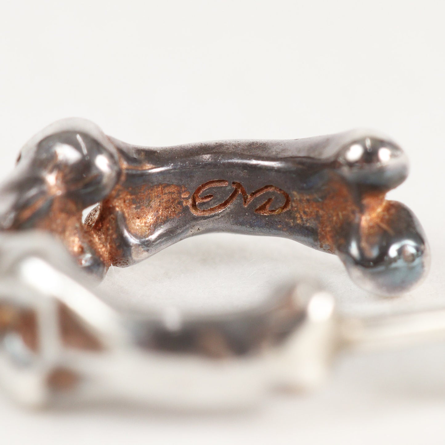 ボーン シルバー ピアス (sspj.0017 bone shaped earrings S)