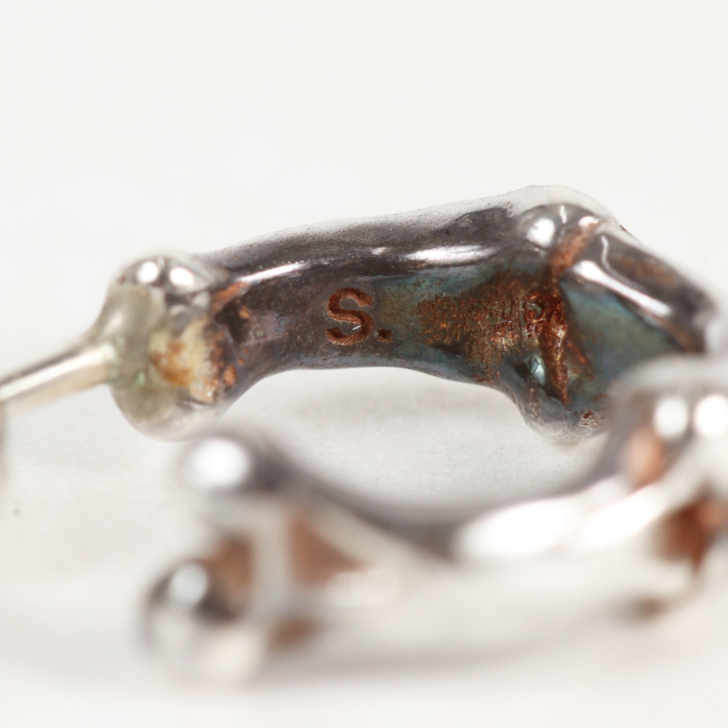 ボーン シルバー ピアス (sspj.0017 bone shaped earrings S)