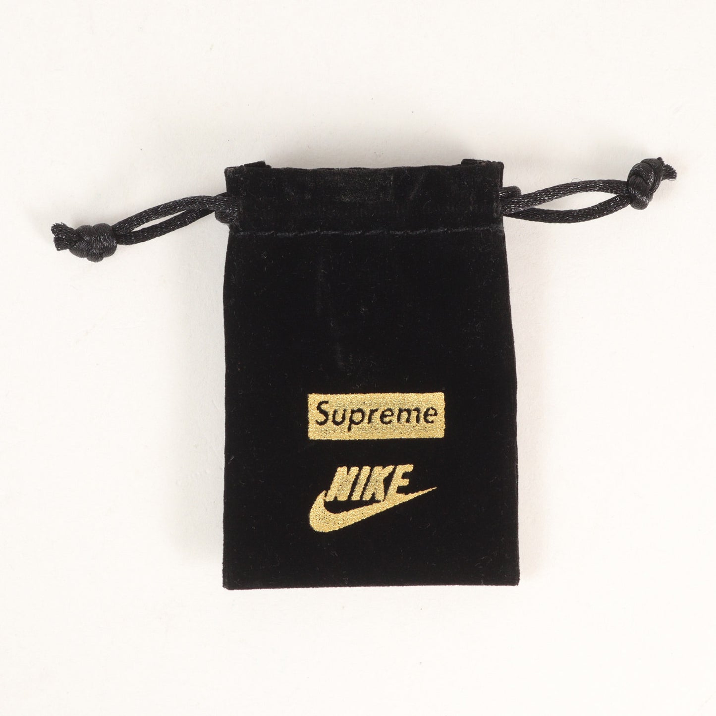 ×NIKE K14 スウッシュ ピアス(Earring)