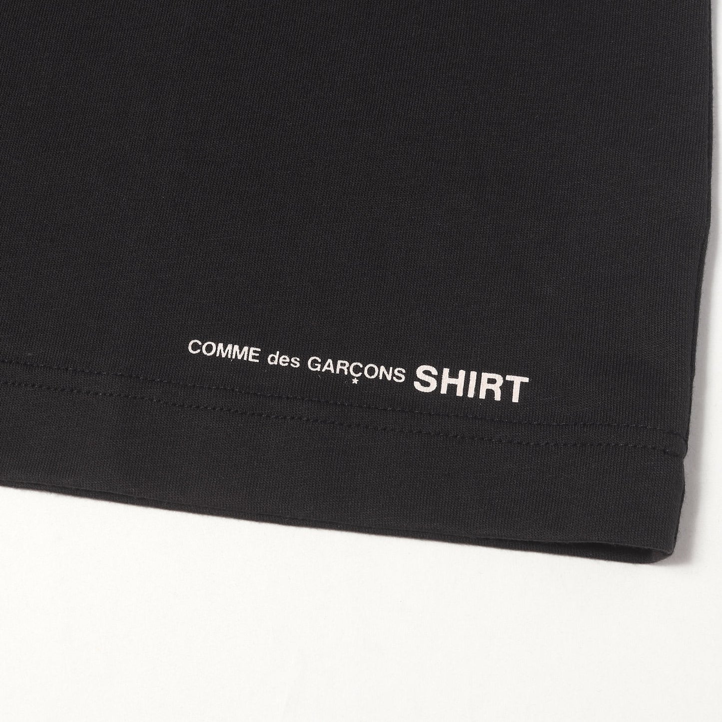 裾ロゴ ロングスリーブ Tシャツ