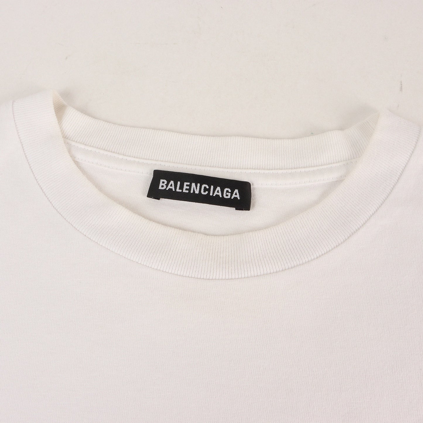 オーバーサイズ シフテッド Tシャツ(Shifted T-shirt)