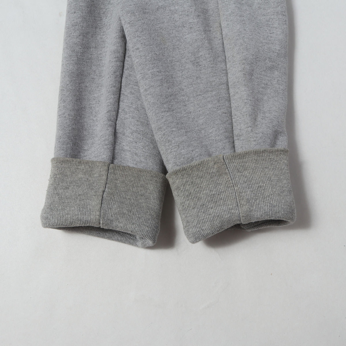 ハット グラフィック スウェットパーカー (Cat in the Hat Hooded Sweatshirt)