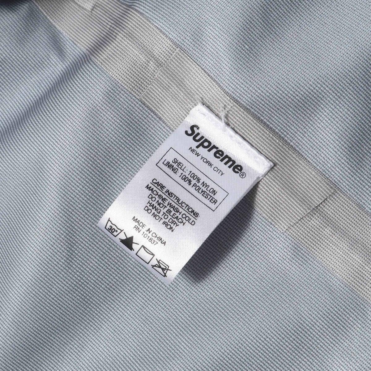 3レイヤーナイロン テープドシーム ジャケット(Taped Seam Jacket)