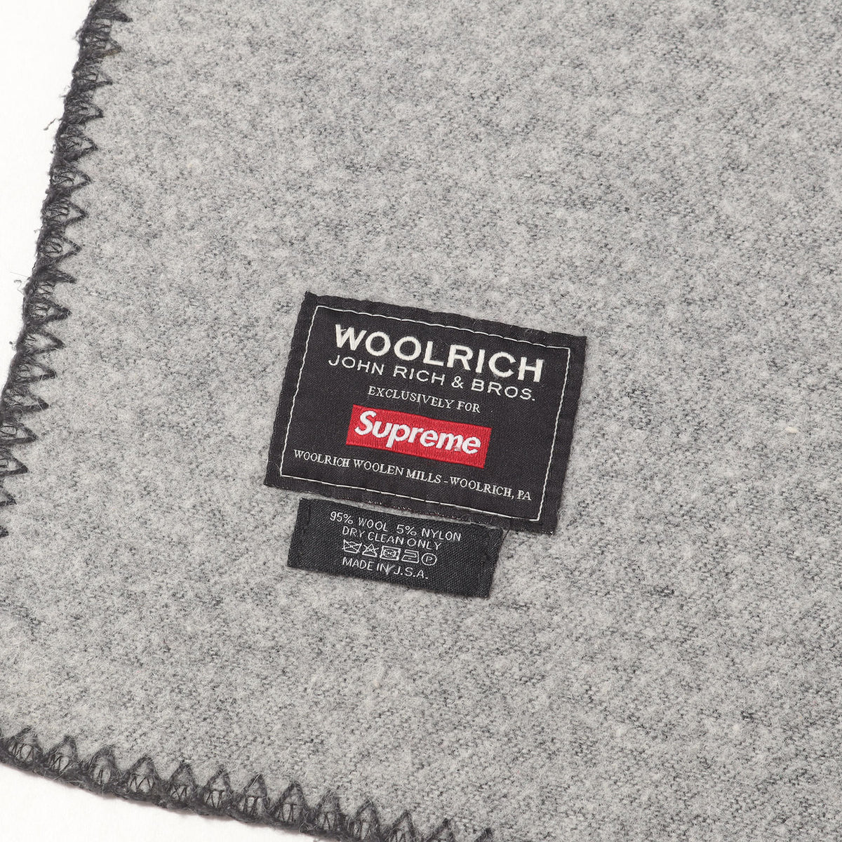 ×Woolrich メルトンウール ブランケット(Wool Throw Blanket )