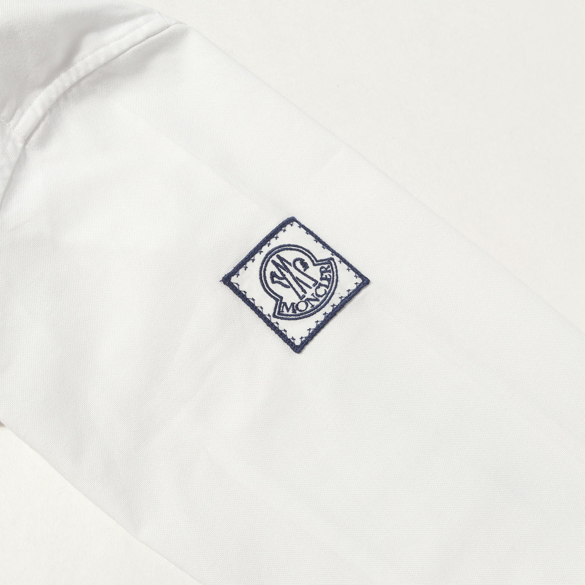 ロゴパッチ付き オックスフォードコットン スナップボタン BD シャツ (CAMICIA)