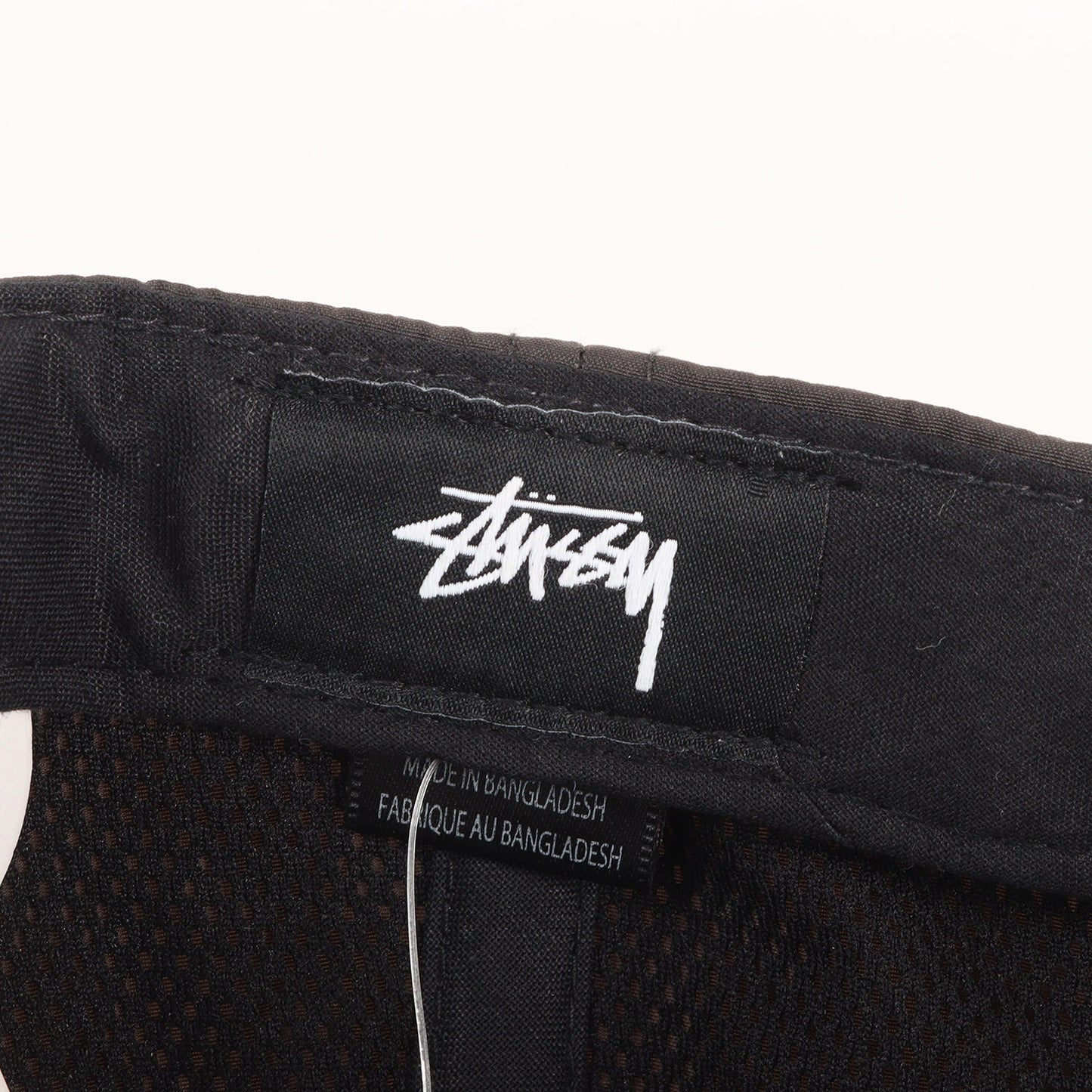 ストックロゴ刺繍 ナイロン 6パネルキャップ(STOCK NYLON STRAP BACK CAP)
