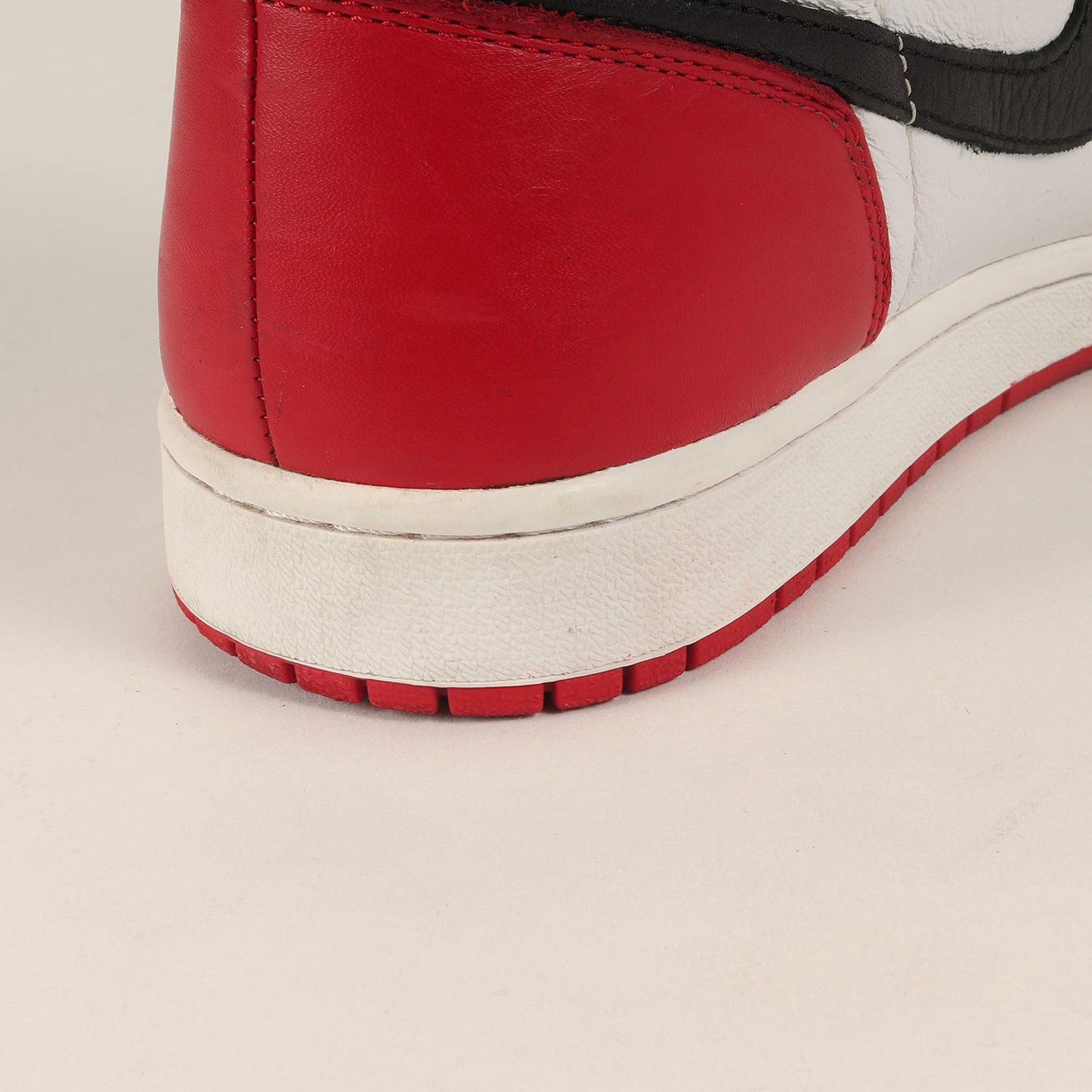 AIR JORDAN 1 RETRO HIGH OG NRG HOMAGE TO HOME (861428-061)