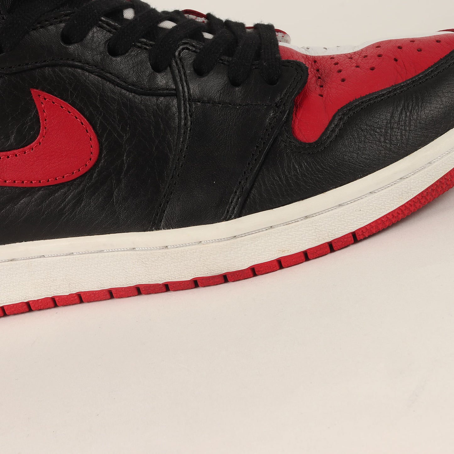 AIR JORDAN 1 RETRO HIGH OG NRG HOMAGE TO HOME (861428-061)